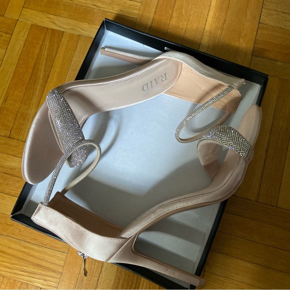 RAID Strap Heels in Nude Blush Color Size 38 - Picture 7 of 7